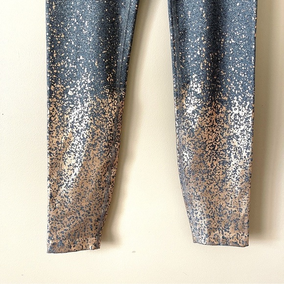 BEYOND YOGA | Alloy Metallic Ombré High-Waist Leggings Sz S - Picture 3 of 8